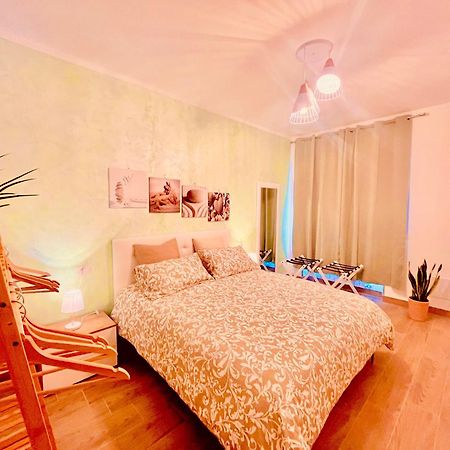 피우미치노 Lido Del Sole Fco 아파트 외부 사진